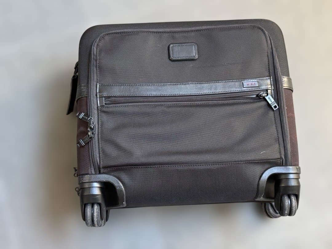 TUMI 26624D2 4ウィールドコンパクト ALPHA キャリーケース