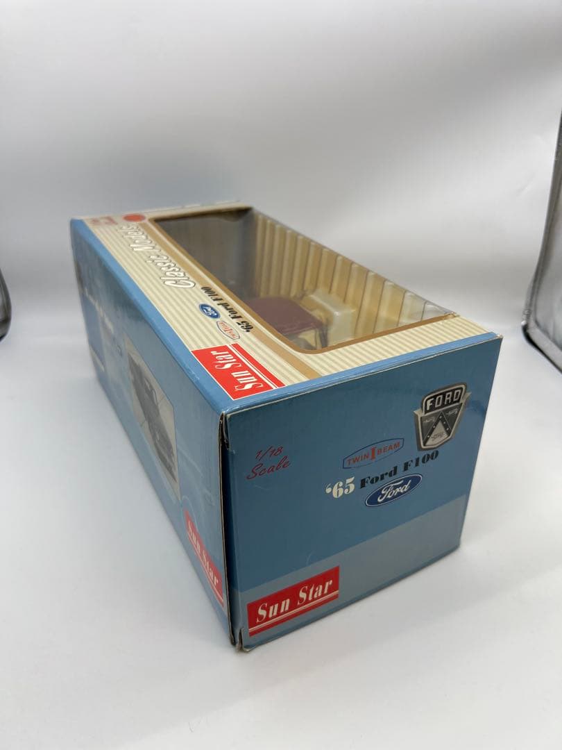 No248 ミニカー1/18箱あり Chevrolet LOWRIDER