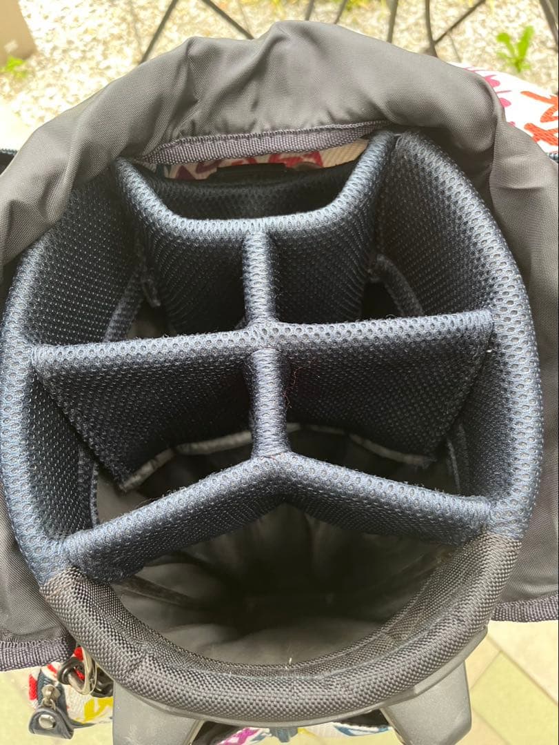 PEARLY GATES キャディバッグ 落書き風