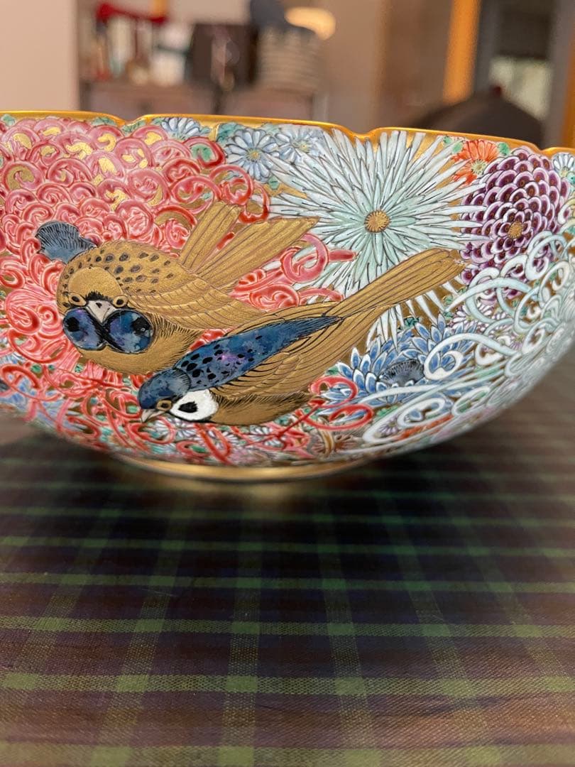 色絵手描螺鈿細工鉢