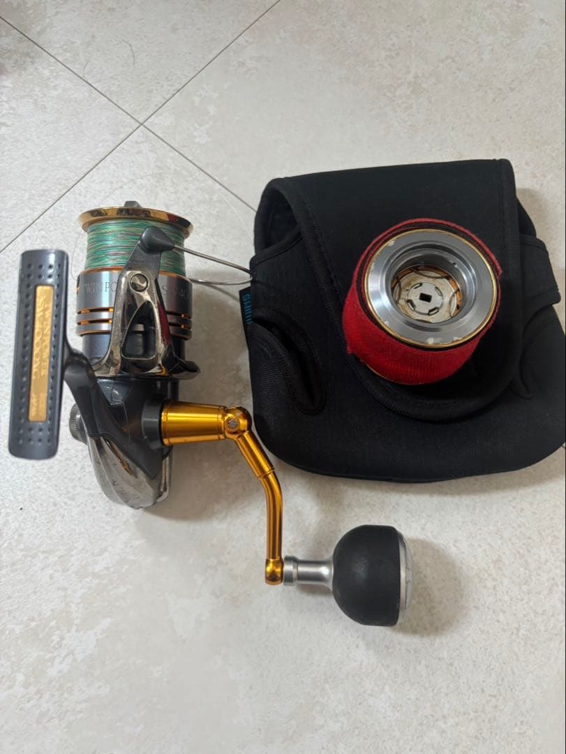 ツインパワー SW4000XG スピニングリール