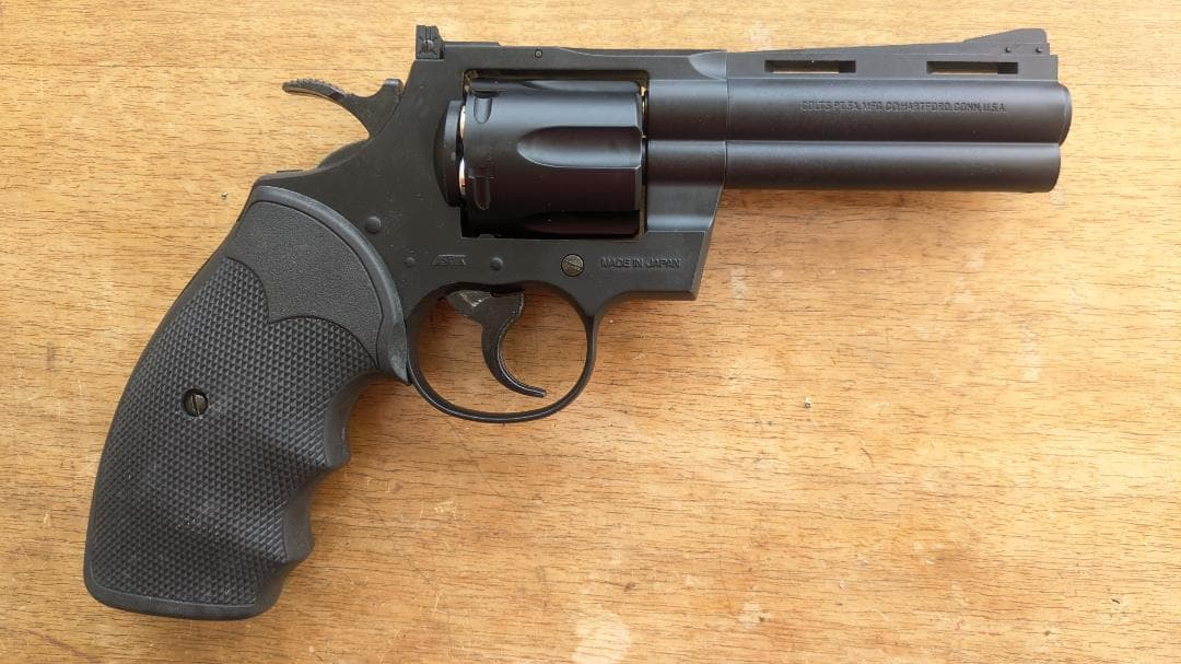 東京マルイ　コルトパイソン　357マグナム　4インチ 動作OK