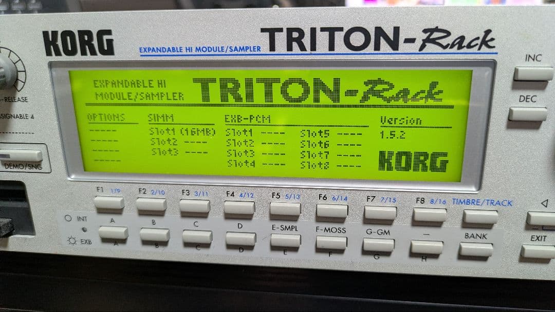 KORG TRITON Rack(※本体のみ)【美品】