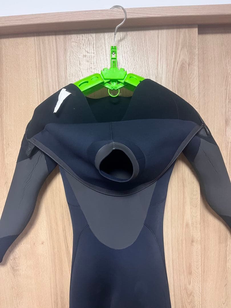 AIRTIGHT セミドライ5/3mm Lサイズ