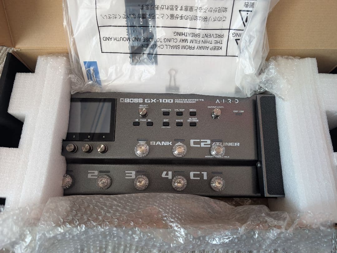 BOSS GX-100 スイッチカバー付き