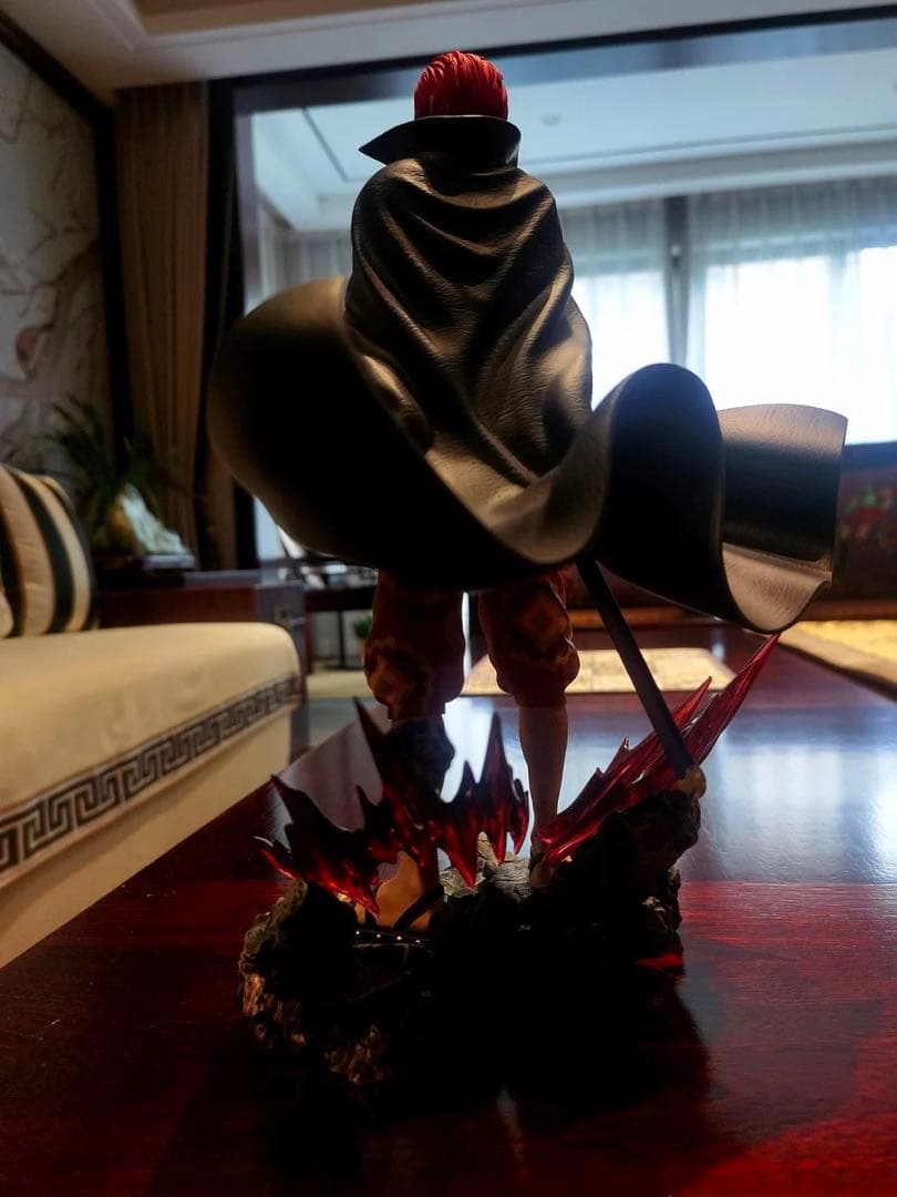 【新品】ワンピース シャンクス フィギュア 値下げなし ガレージキット