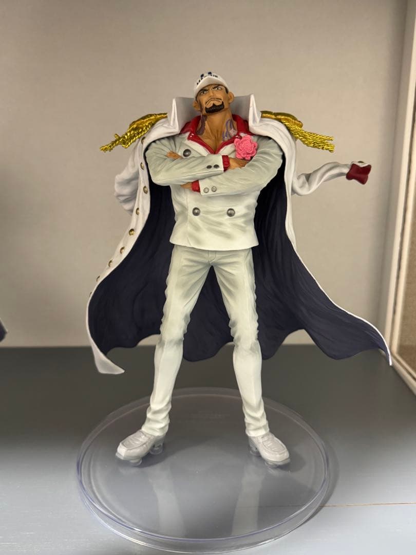 ワンピース一番くじ 絶対的正義 フィギュア4体セット➕Ｅ賞付き