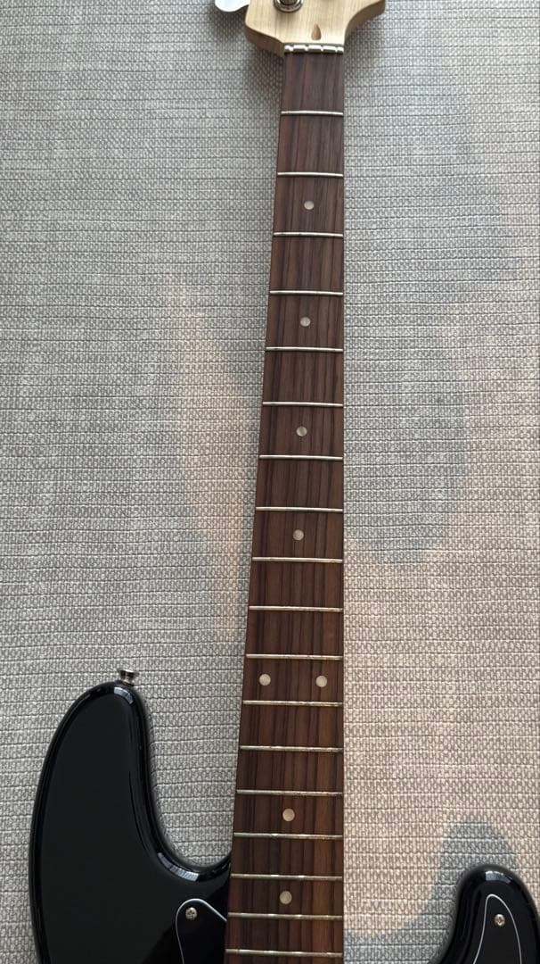 ベース Squirt by fender Black BASS