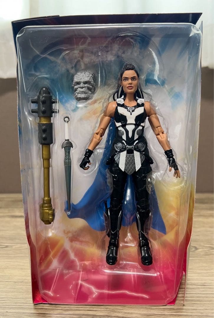 ソー　ラブアンドサンダー　フィギュアセット売り