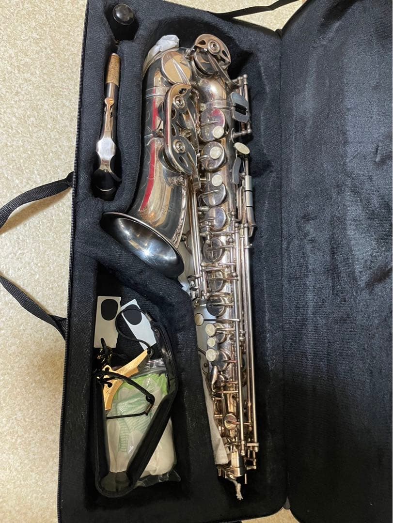アルトサックス／ケ一ス付き