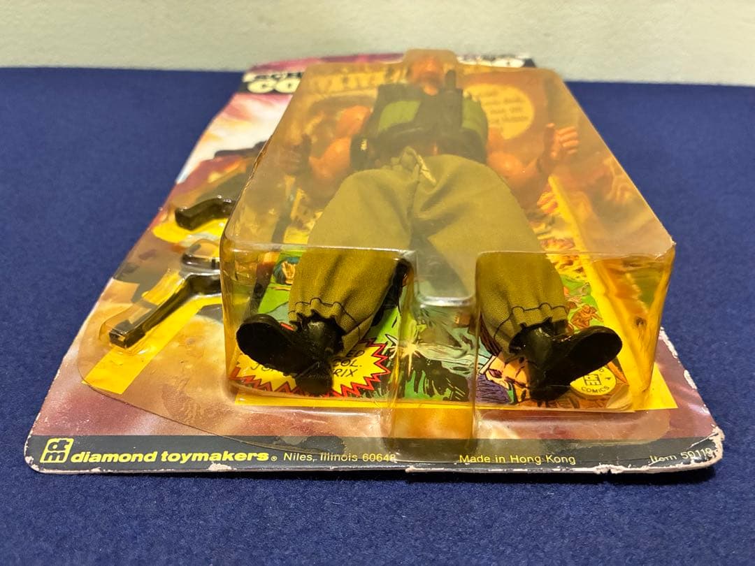 コマンドー シュワルツェネッガー アクションフィギュア コミック付き 1985年