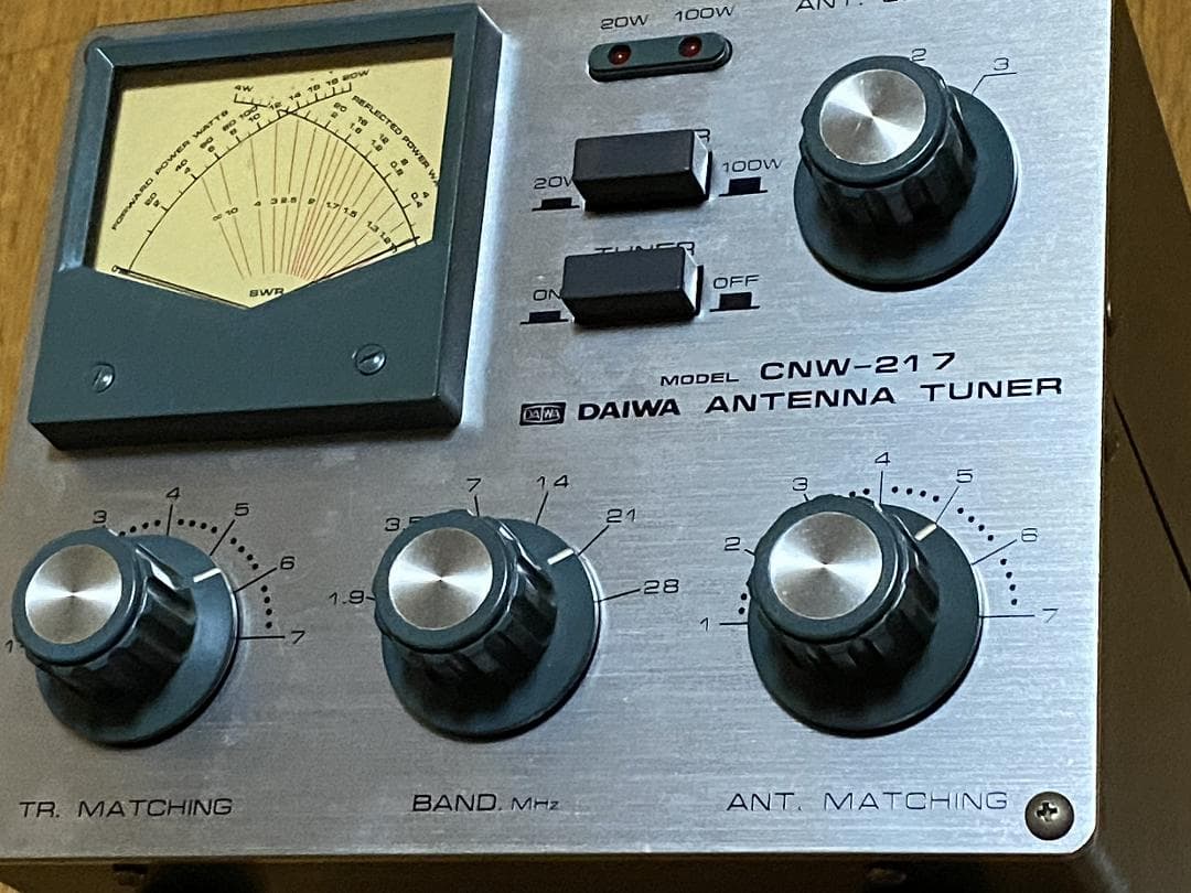 k*i様 アンテナチューナー　DAIWA　CNW-217　取説付き