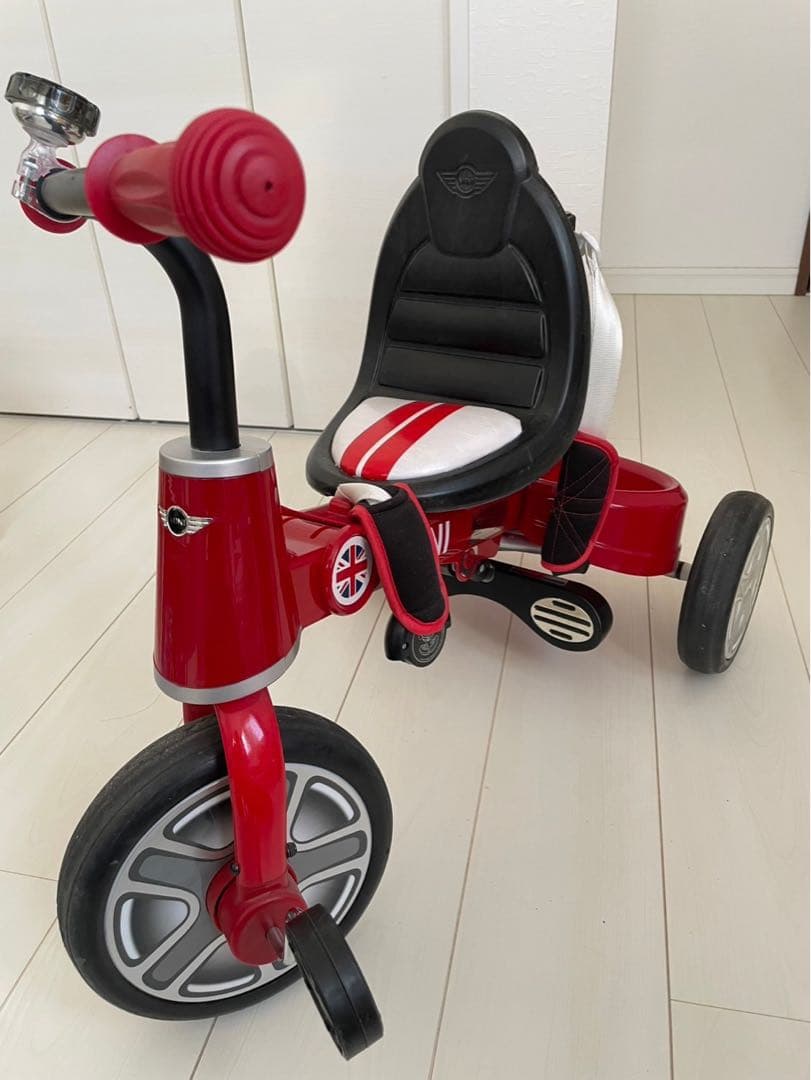 ミニクーパー　三輪車　レッド　【引き取り限定】