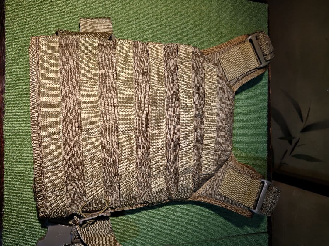 FLYYE Fast Attack プレートキャリア 実物防弾プレート入り