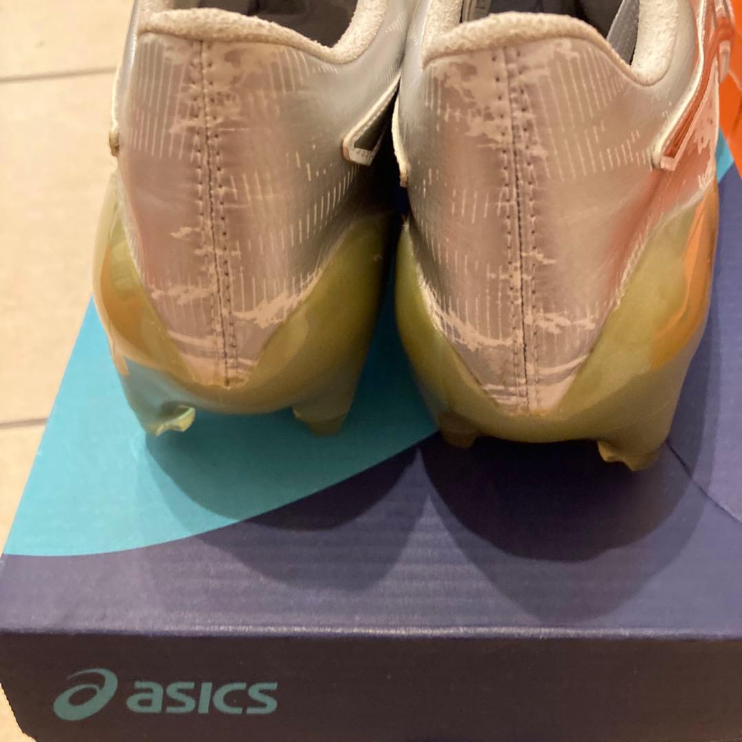 新品未使用　ds ライト x-fly 3 ロシアワール杯モデル　アシックス