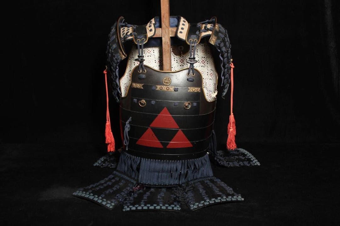 紺糸威二枚胴(家紋入) 等身大