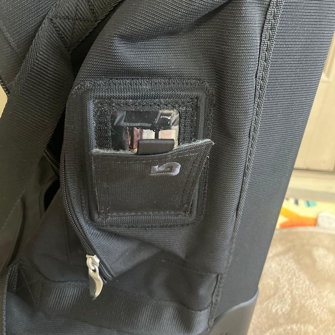 Burton キャスターバッグ ブラック 大容量