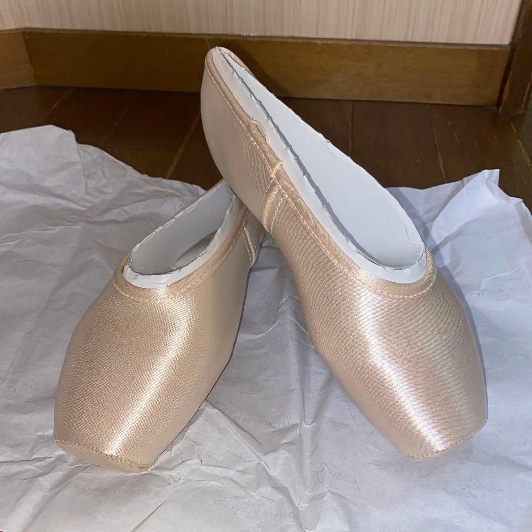 バレエ Gaynor minden Lyra 7.5