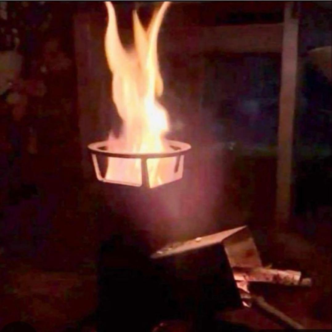 ロケットストーブ　薪ストーブ　コンロ