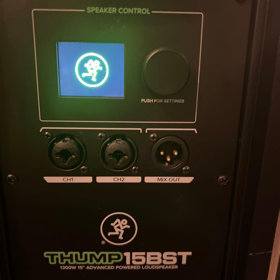 Mackie THUMP15BST パワードスピーカー