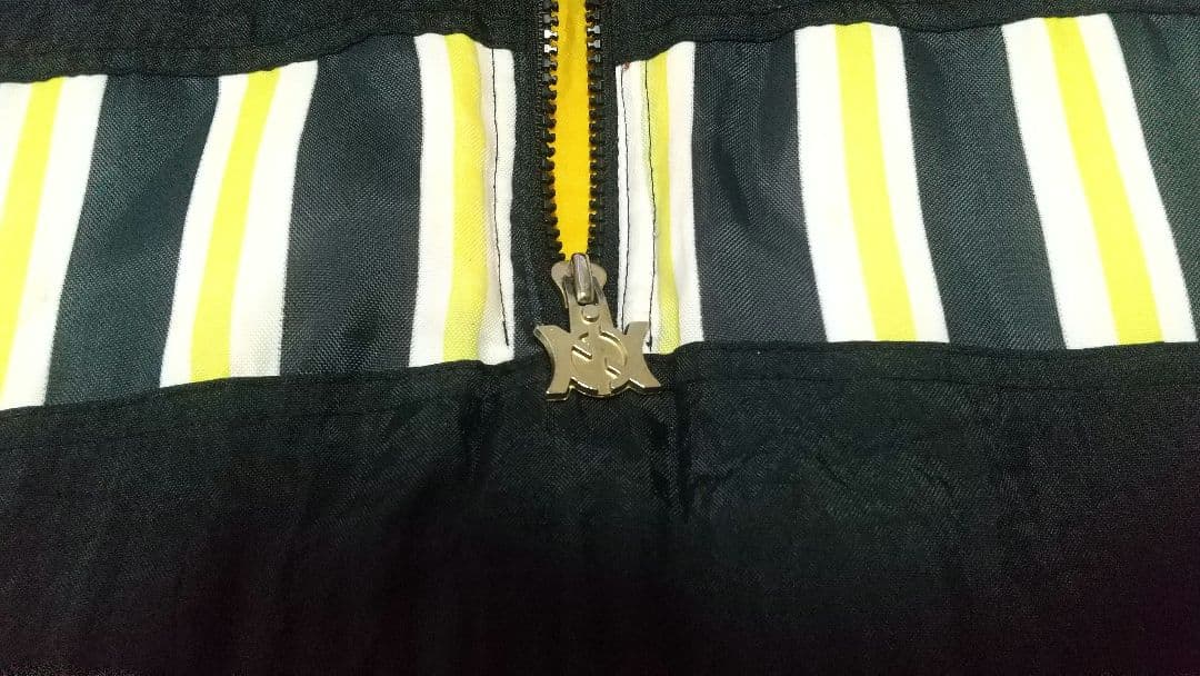 古着80s～90s NCAA グランブリングステートタイガースナイロンジャケット