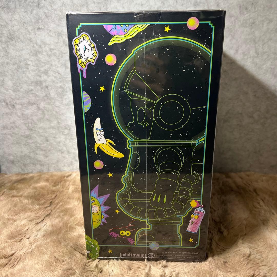 クリスマス MEGA SPACE MOLLY400%Rick and Morty