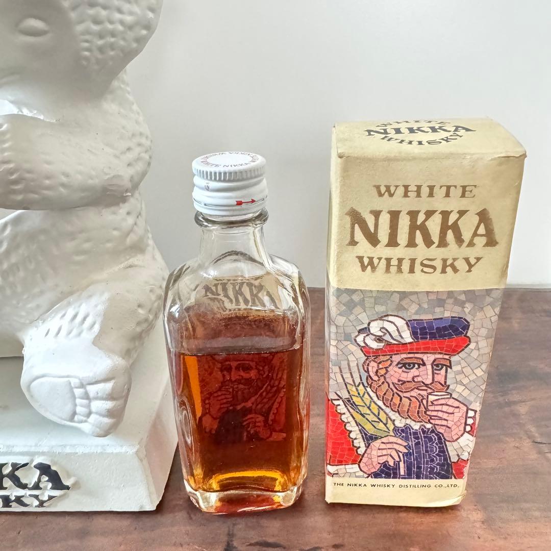 【昭和レトロ】ニッカウイスキー 白熊 抱き熊 ホワイトニッカ 未開封 当時物