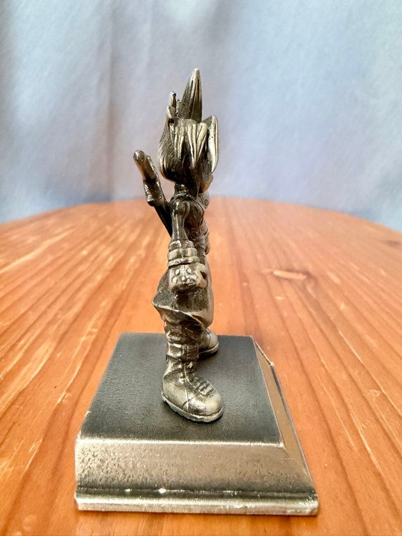 FINAL FANTASY VII クラウド フィギュア