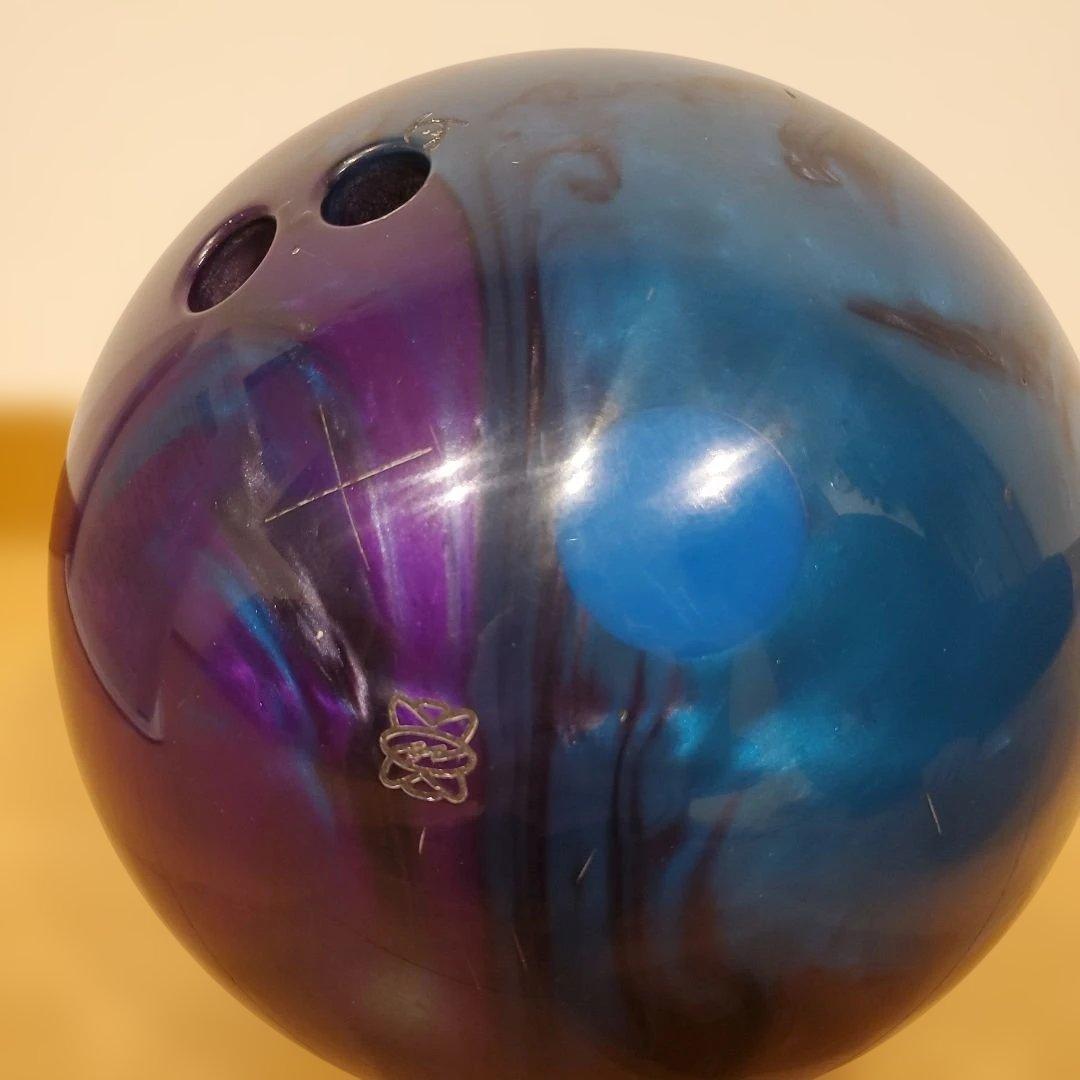 ASTRO PHYSIX ボウリングボール15ポンド