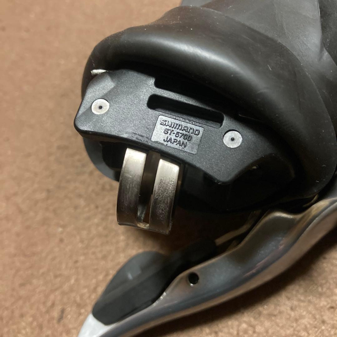 シマノSTIレバー左右　ST-5700 １０５　やや使用感あり