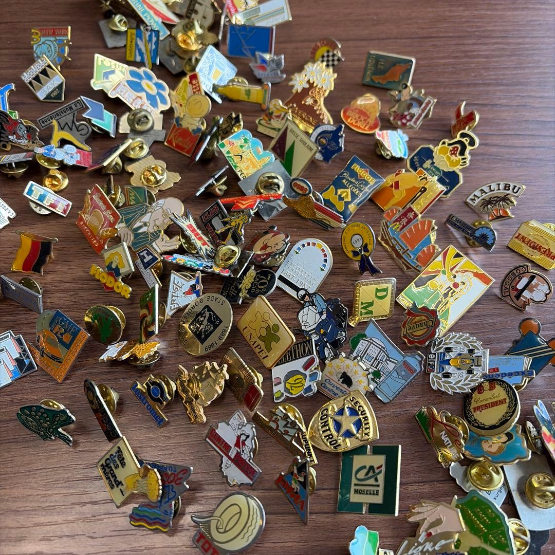 m*n様 フランス　ピンズ ヴィンテージ ピンバッジ　まとめ　100個セット コ