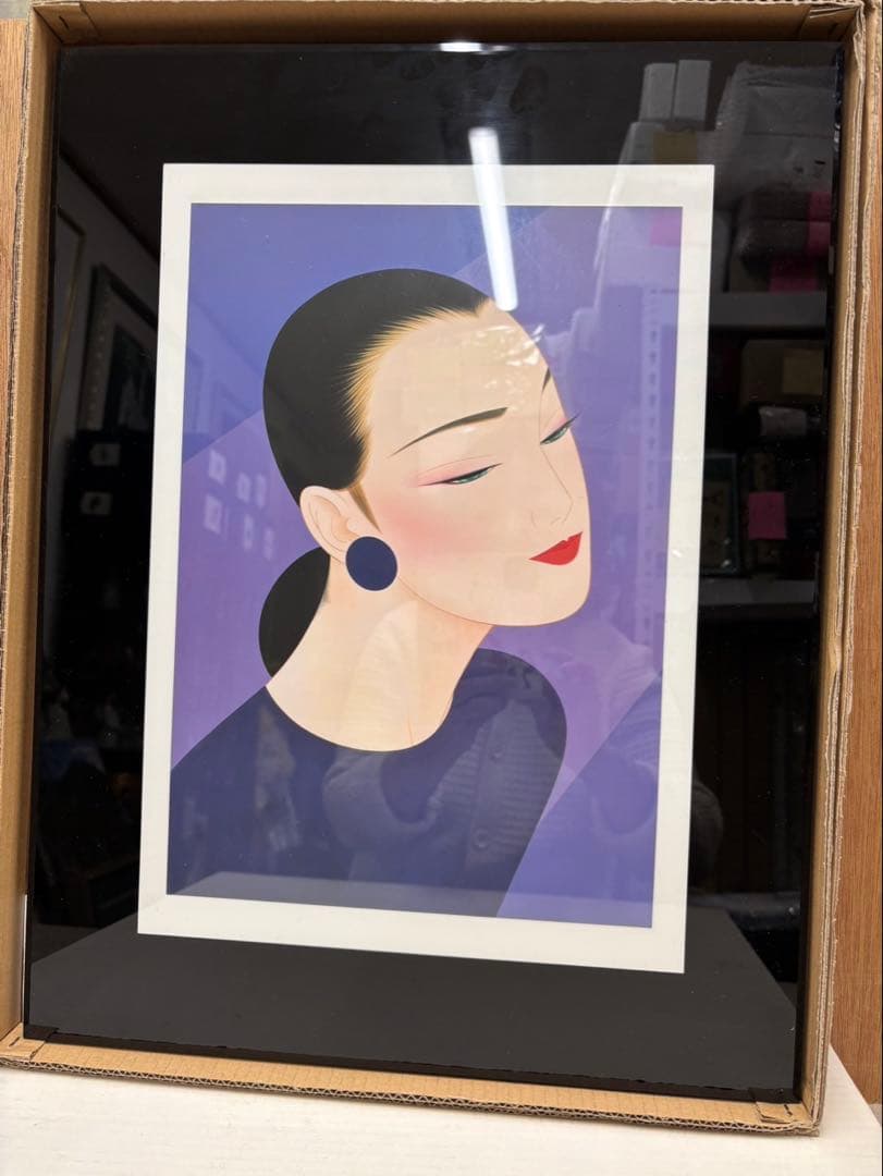 ガラストップフレーム入り 鶴田一郎