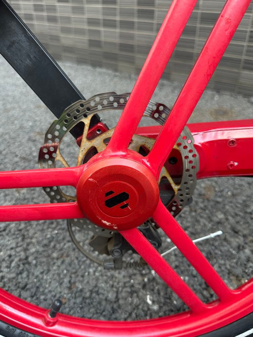 ホンバイク　アシスト自転車 黒と赤