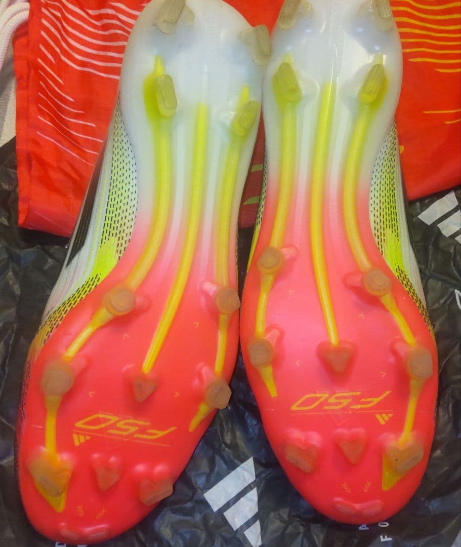 adidas F50 紐無しFG 　25cm