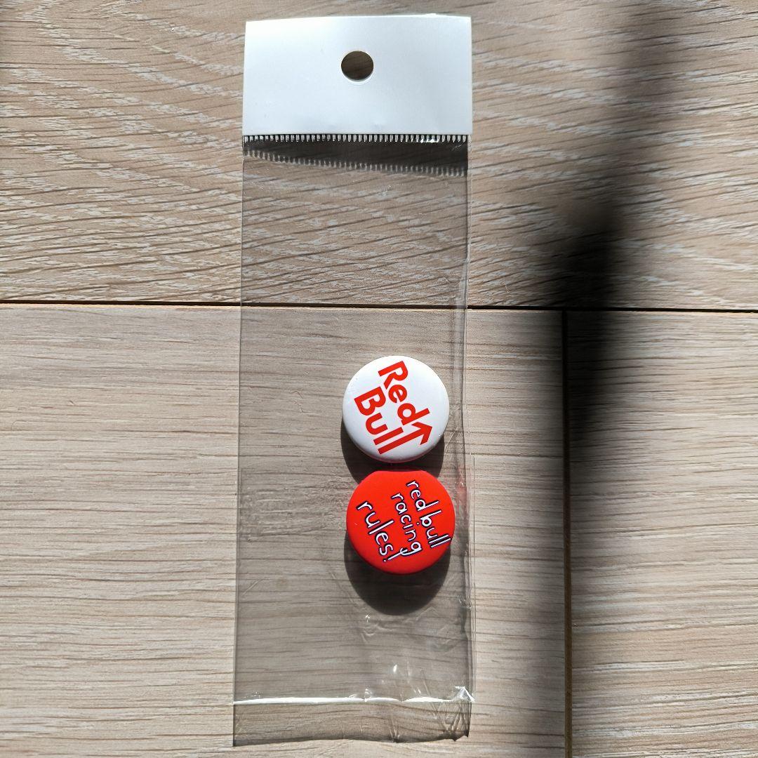 【激レア】Red Bull Racing 公式缶バッジセット レッドブル