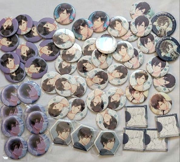 乙女系　グッズ　缶バッジ　キーホルダー　他　大量　まとめ売り　約800点