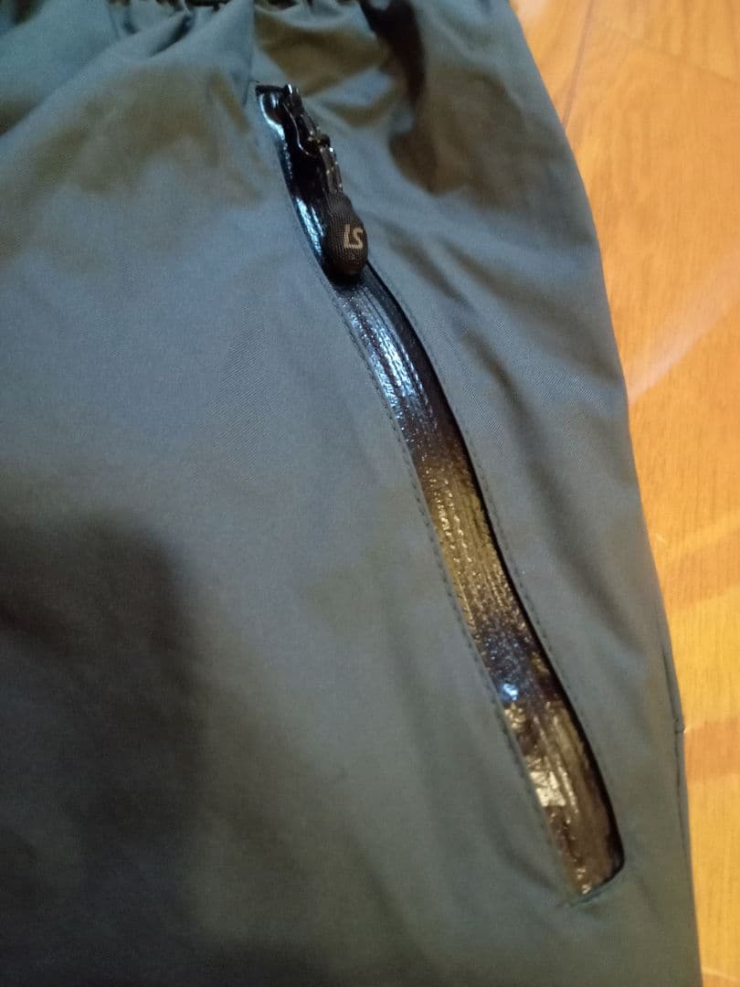 ルースイソンブラ　LTT　トップチーム　防水パンツ　メンズL　濃ネイビー　美品
