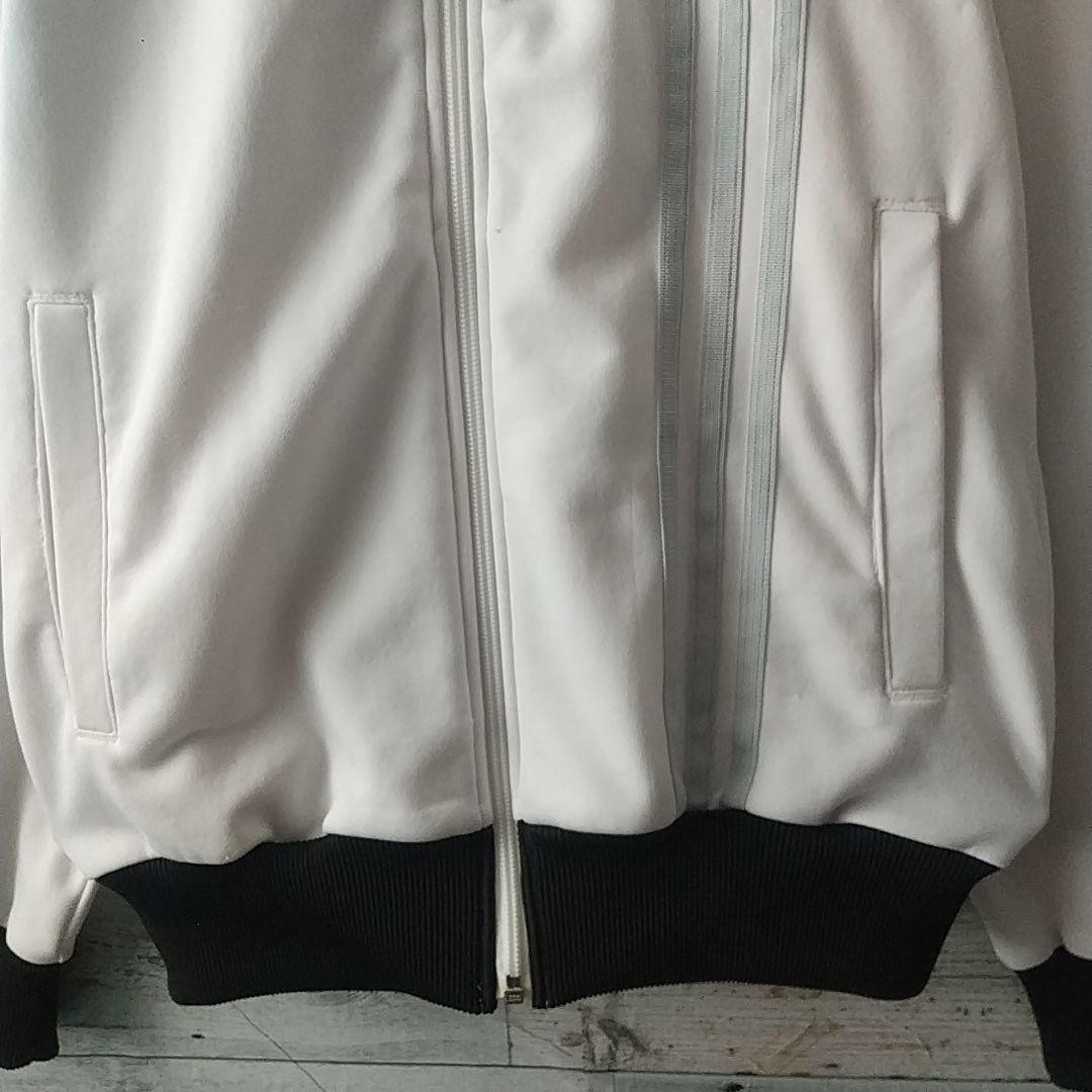 人気デザイン☆アディダス レアルマドリード 刺繍ロゴ トラックジャケット M