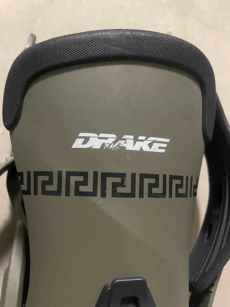 DRAKE reloadスノーボードビンディング