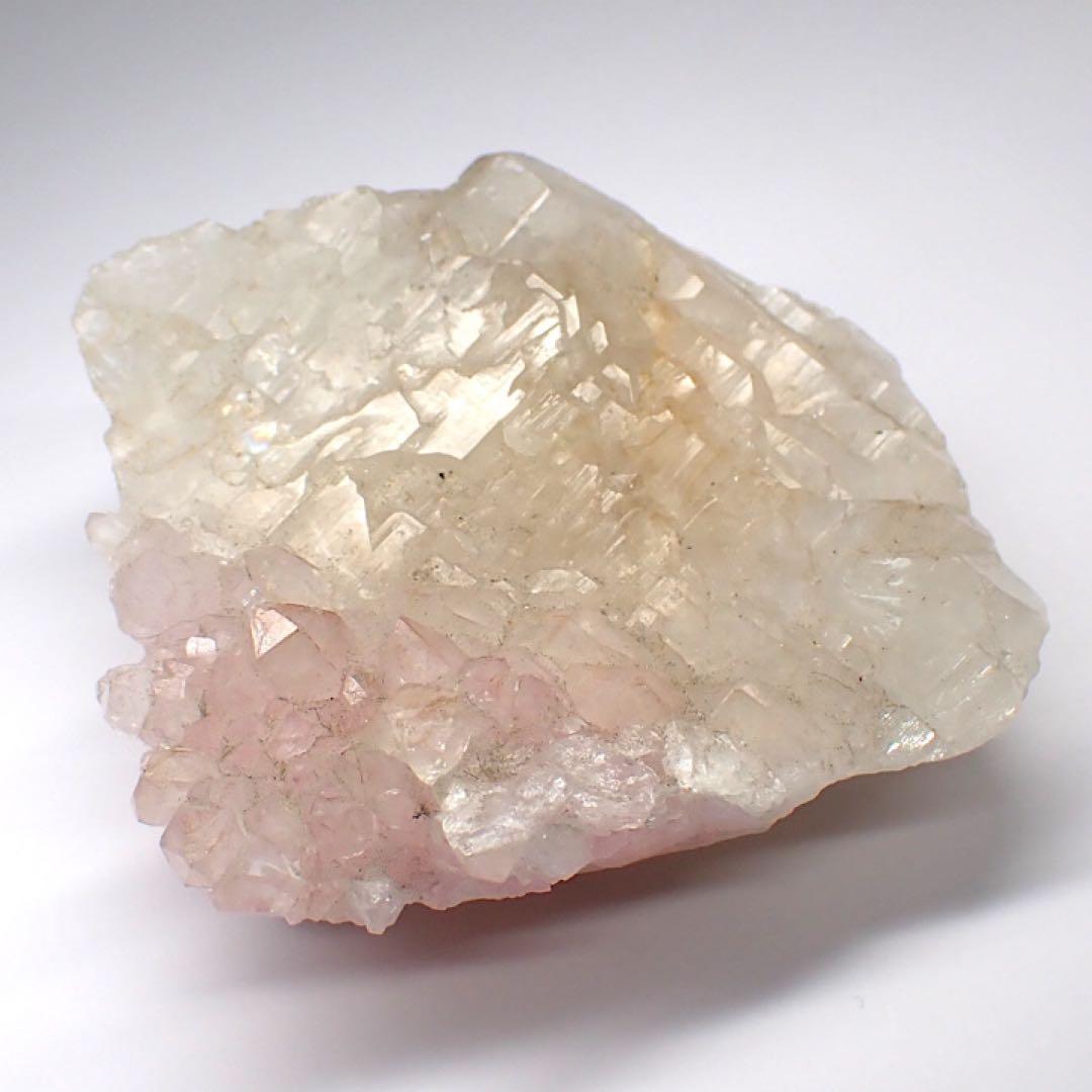 【ブラジル/ミナスジェライス産】ローズクォーツクラスター