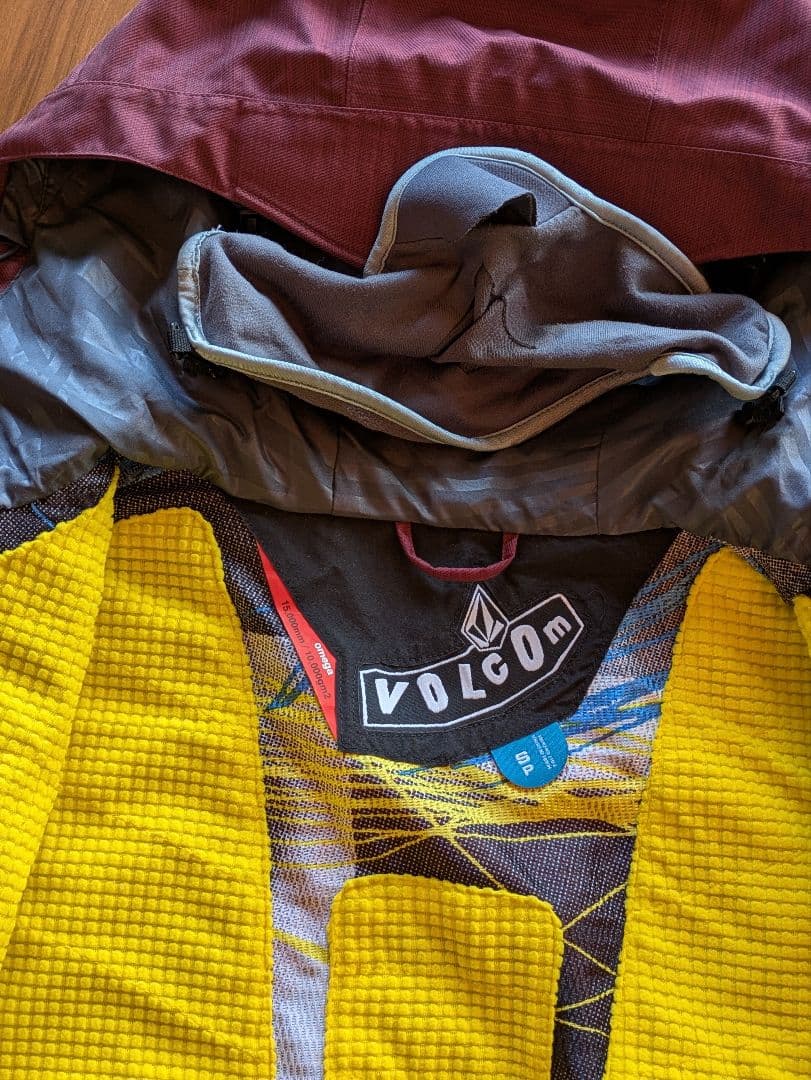 VOLCOM スノーボードウェアセット　SP(Sサイズ)