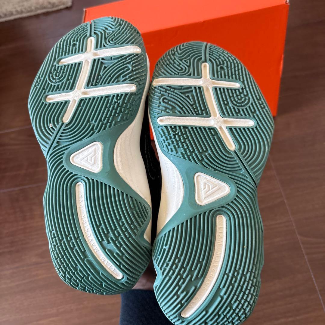 Nike バスケットシューズ　バッシュ　ブラック/グリーン　23.0