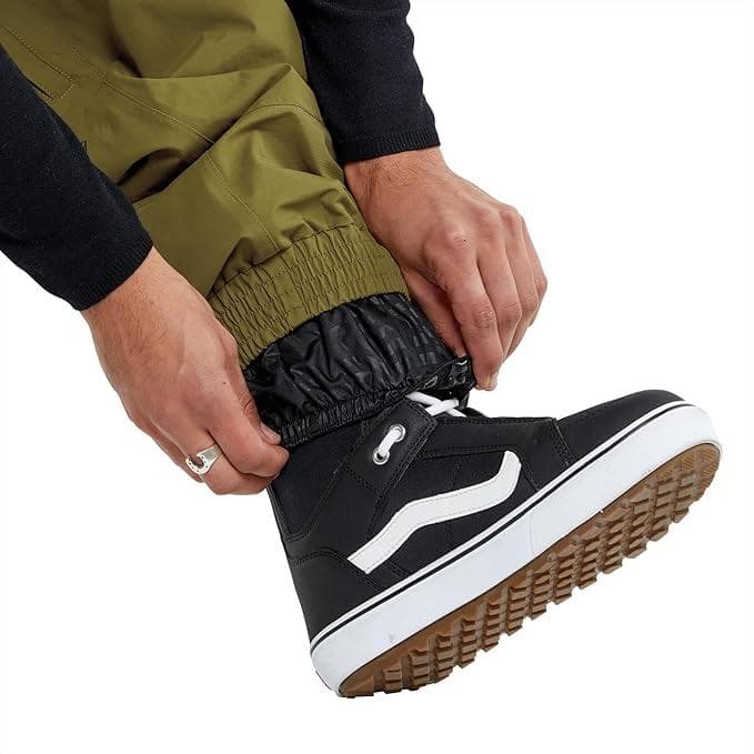 1845【新品タグ付き】VOLCOM スノボウェア ゴアテックス パンツ メンズ