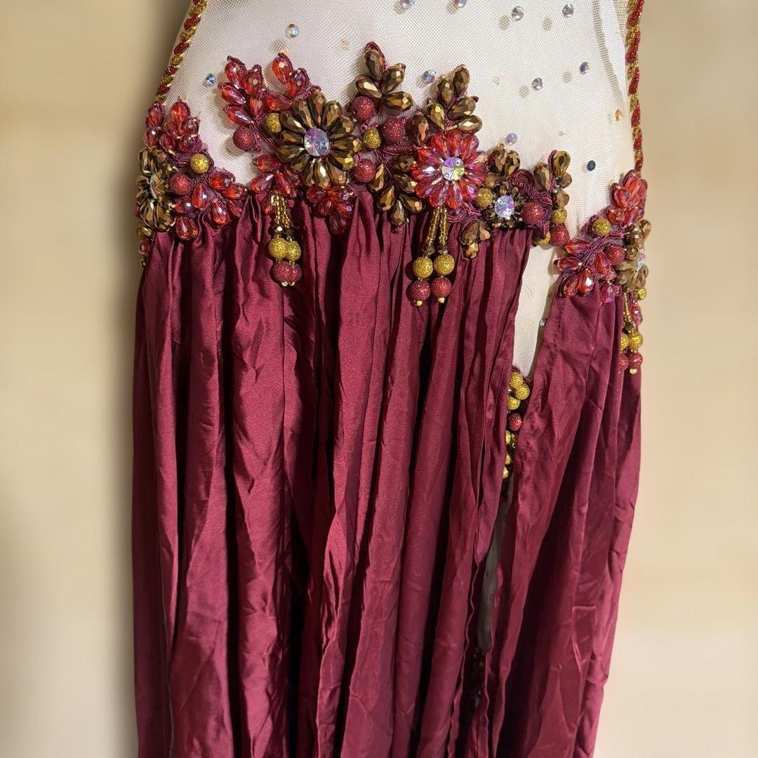 ベリーダンス セットアップ 赤とベージュ