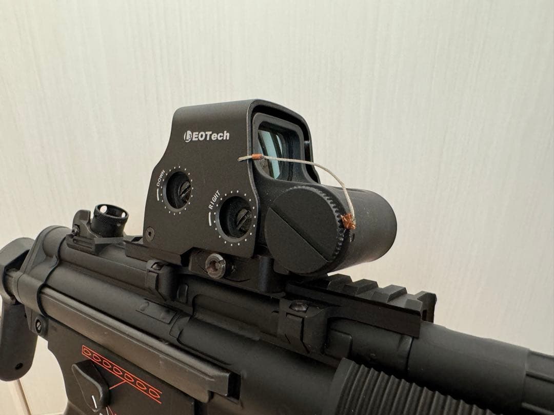 東京マルイ MP5SD6 スタンダード　EOTechサイト付き