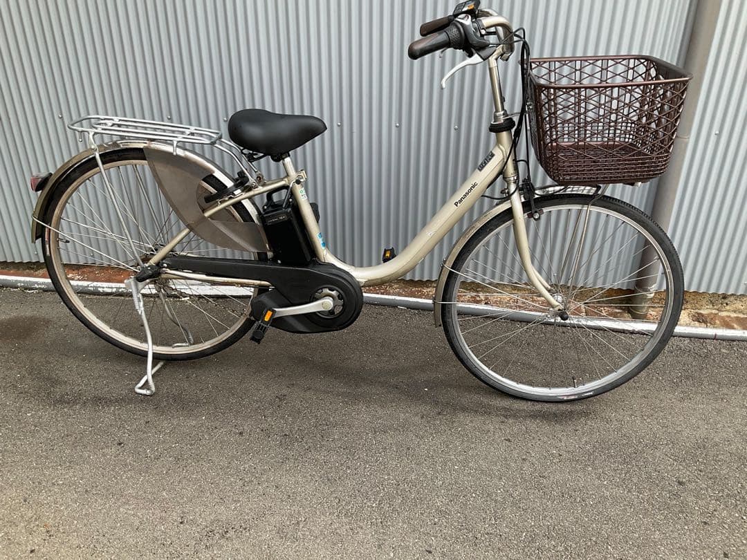パナソニック最新機種電動アシスト自転車vivi26インチシルバーアルミボディー