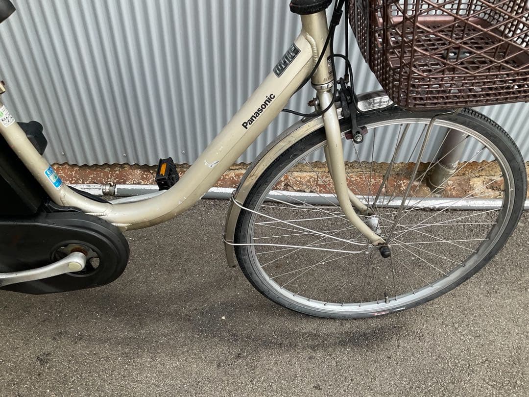 パナソニック最新機種電動アシスト自転車vivi26インチシルバーアルミボディー