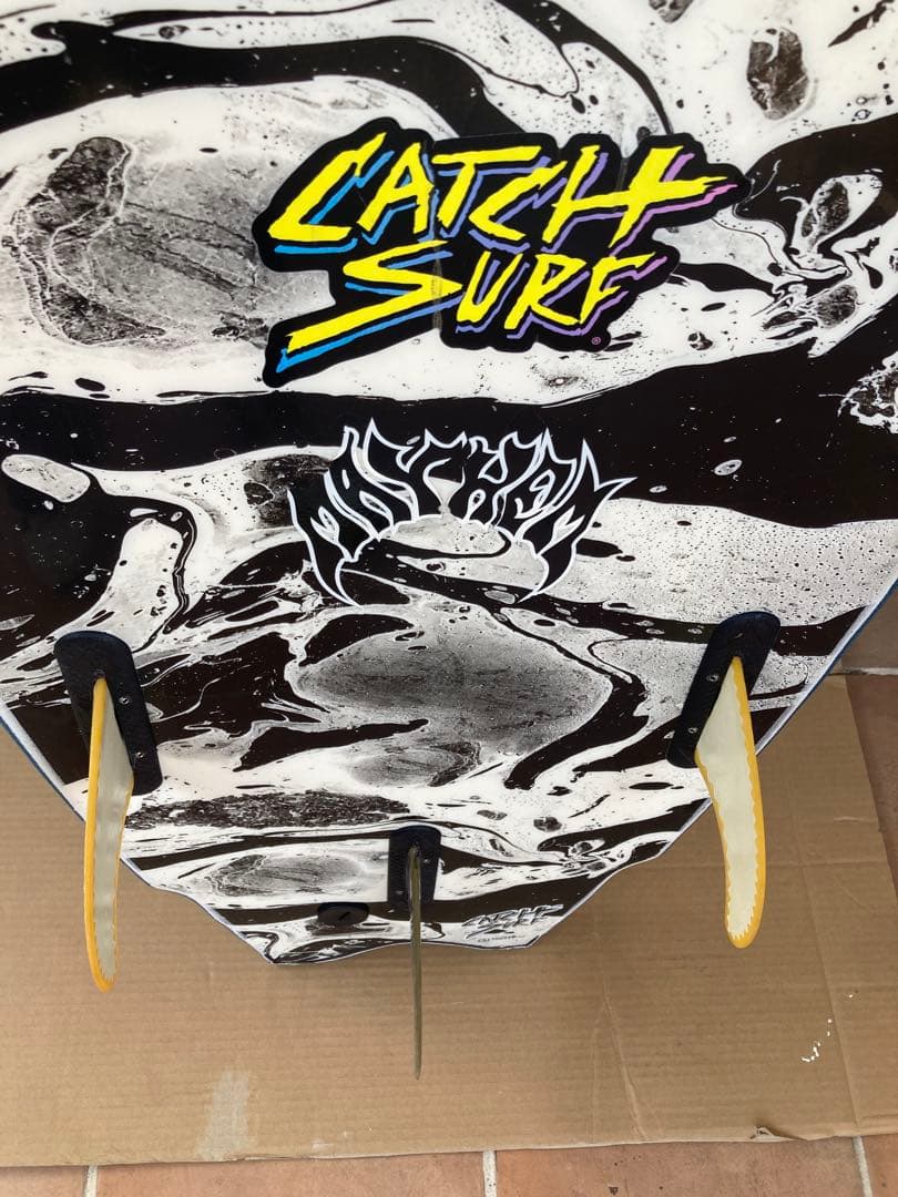 Catch Surf スポンジボード 黒/白 マーブル模様