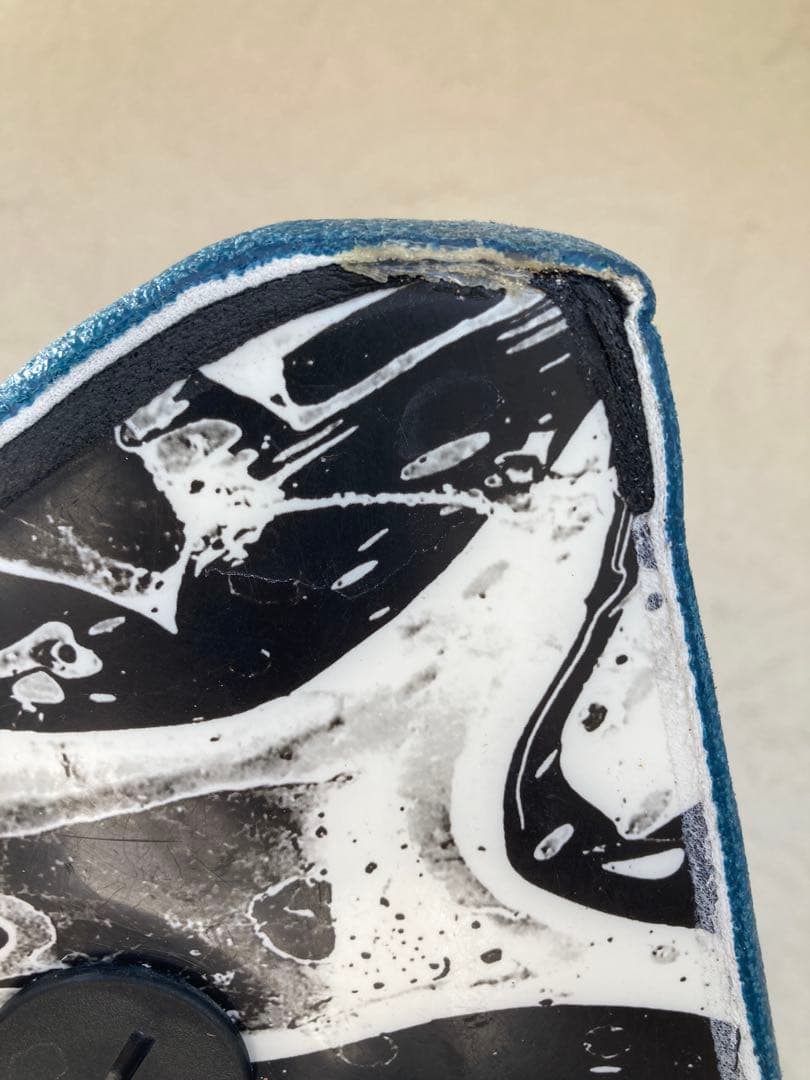 Catch Surf スポンジボード 黒/白 マーブル模様