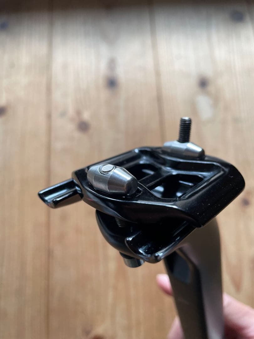 focus izalco max 9 カーボン　シートポスト　フォーカス　純正